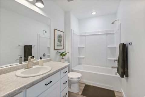 Tiny photo for 1338 E 1280 N #08-30, Payson, UT 84651 (MLS # 2142529)