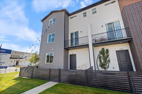 Tiny photo for 1338 E 1280 N #08-30, Payson, UT 84651 (MLS # 2142529)