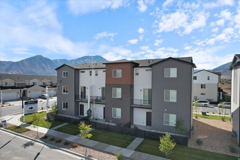 Tiny photo for 1338 E 1280 N #08-30, Payson, UT 84651 (MLS # 2142529)