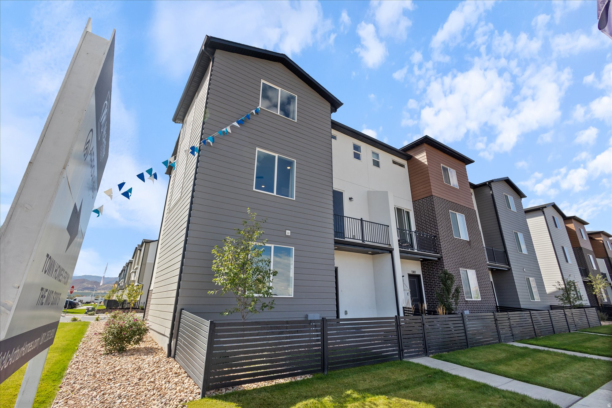 ARROWHEAD RANCH - Residential