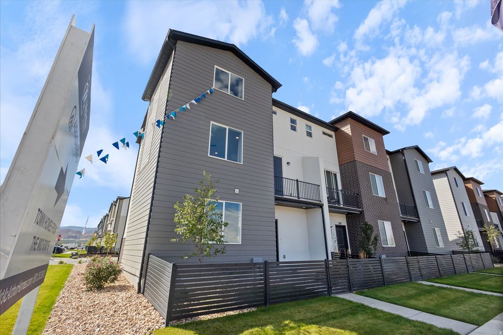 Photo of 1338 E 1280 N #08-30, Payson, UT 84651 (MLS # 2142529)