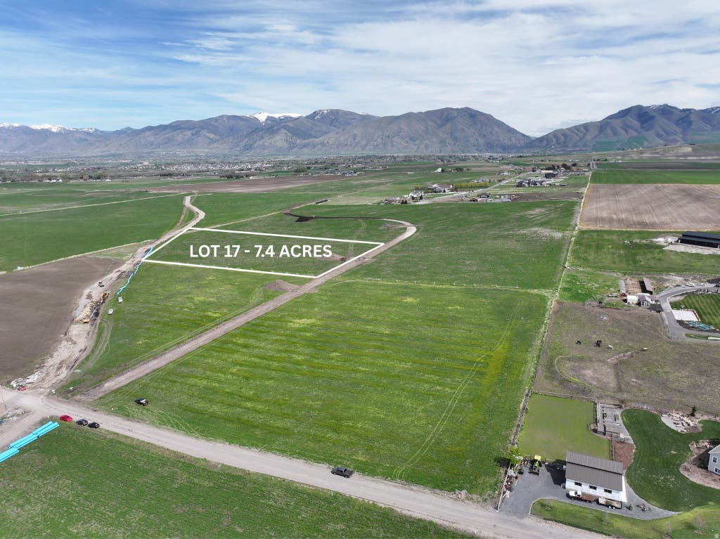Photo of 3091 W 6500 S #17, Wellsville, UT 84339 (MLS # 2181069)