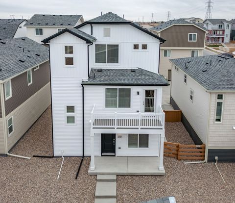 Photo of 59 N PROVO RIVER RD #267, Saratoga Springs, UT 84045 (MLS # 2125522)