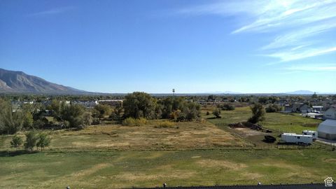 Tiny photo for 289 E 1500 N, Harrisville, UT 84404 (MLS # 2115794)