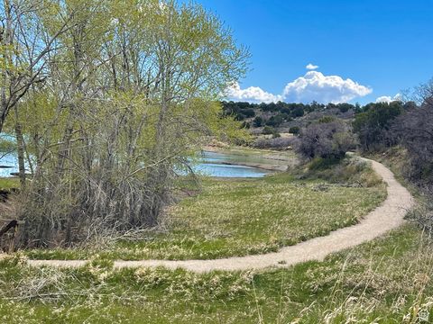 Vacant Land For Sale - 1 S Creek Rd<br/> Monticello, UT 84535