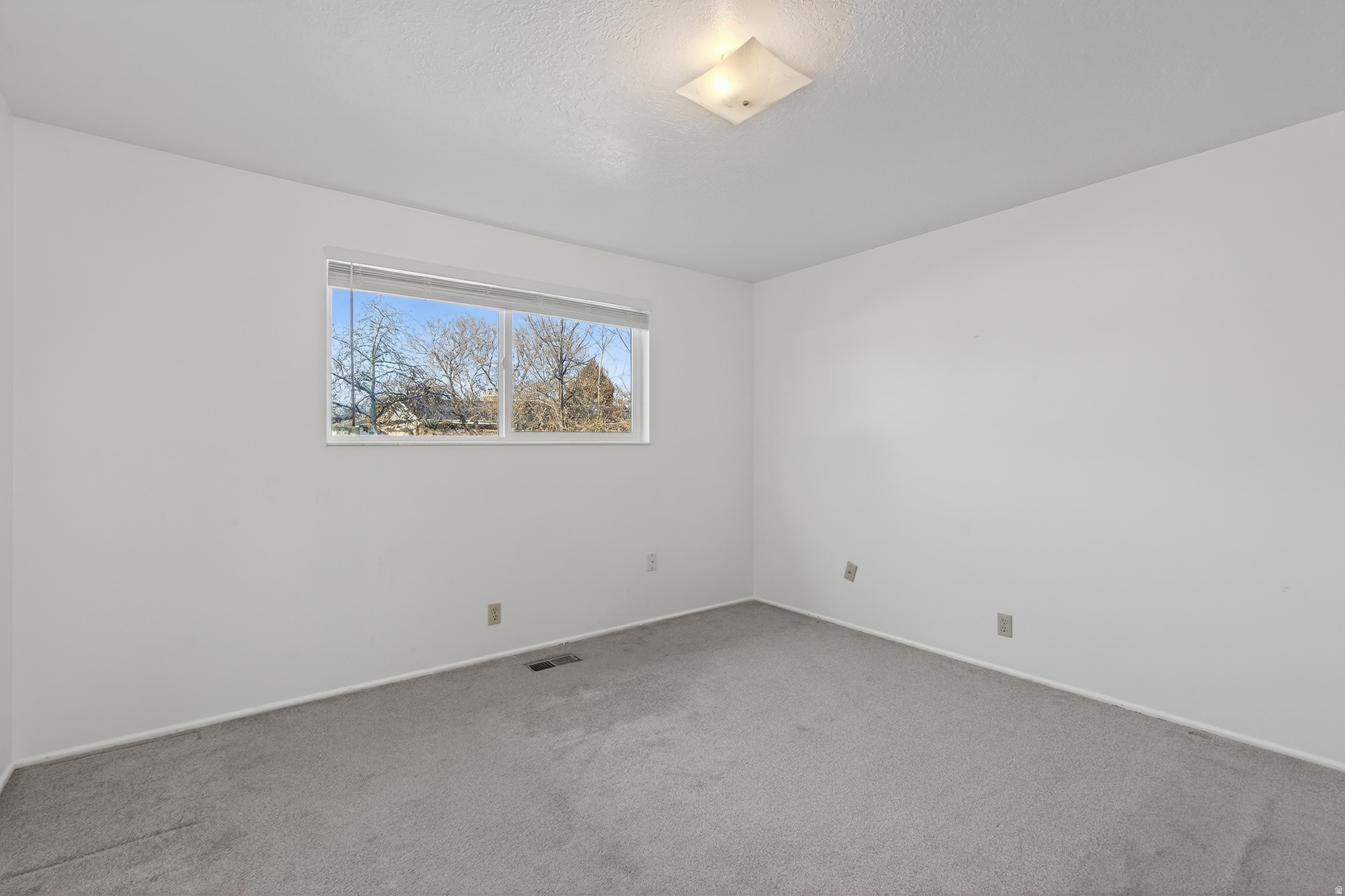 COLONY WEST #8 - Residential