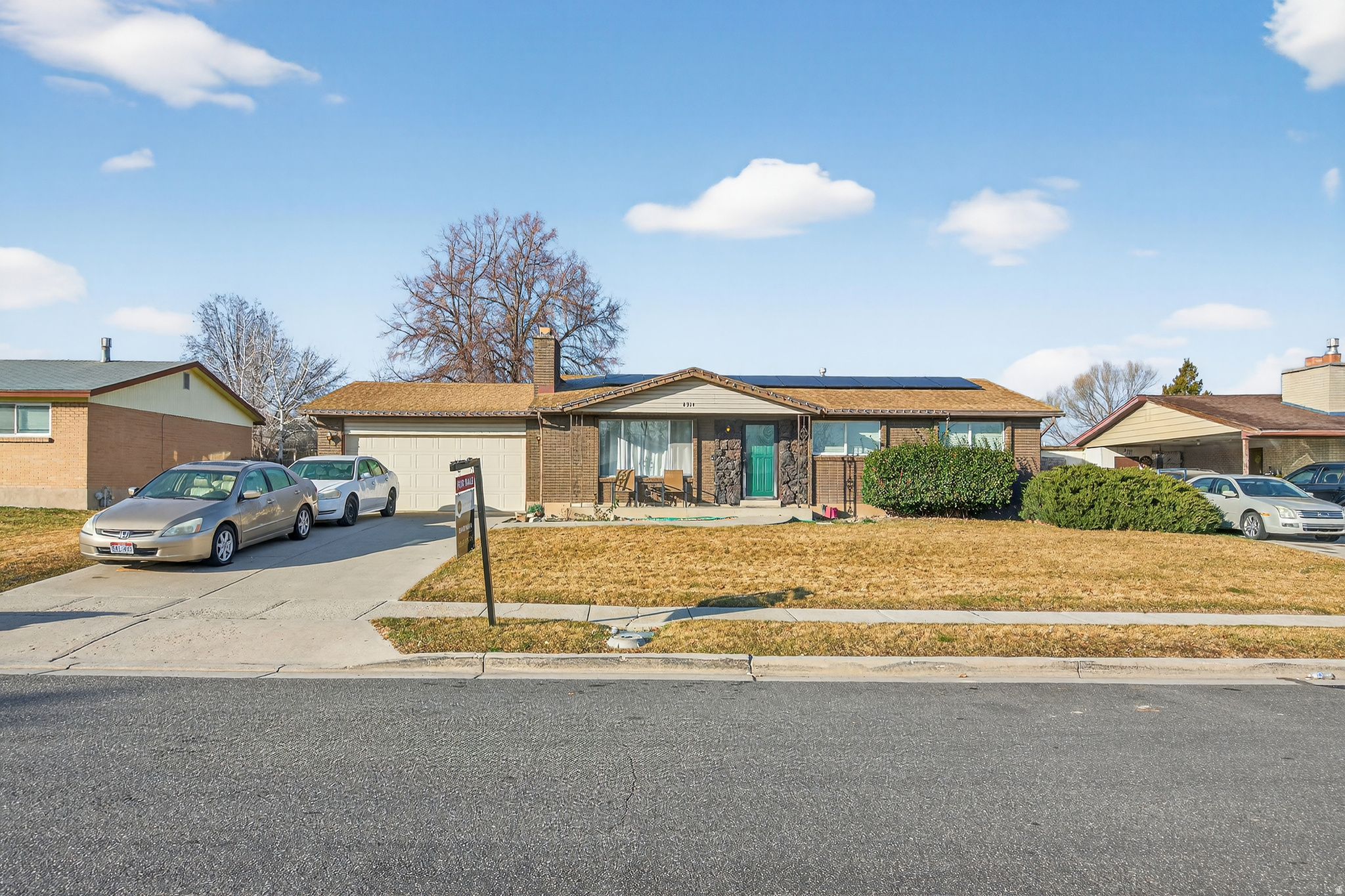 COLONY WEST #8 - Residential