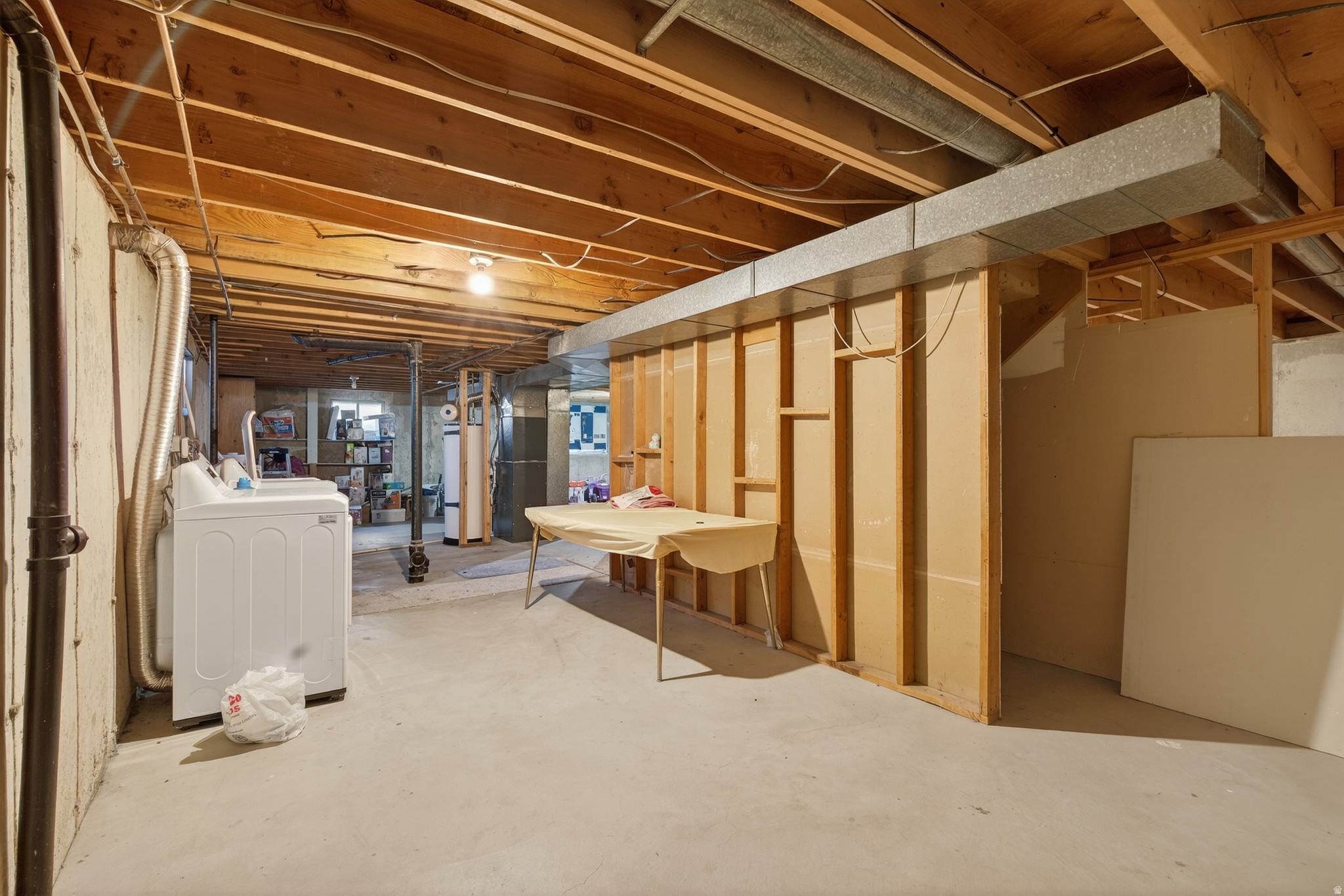 COLONY WEST #8 - Residential