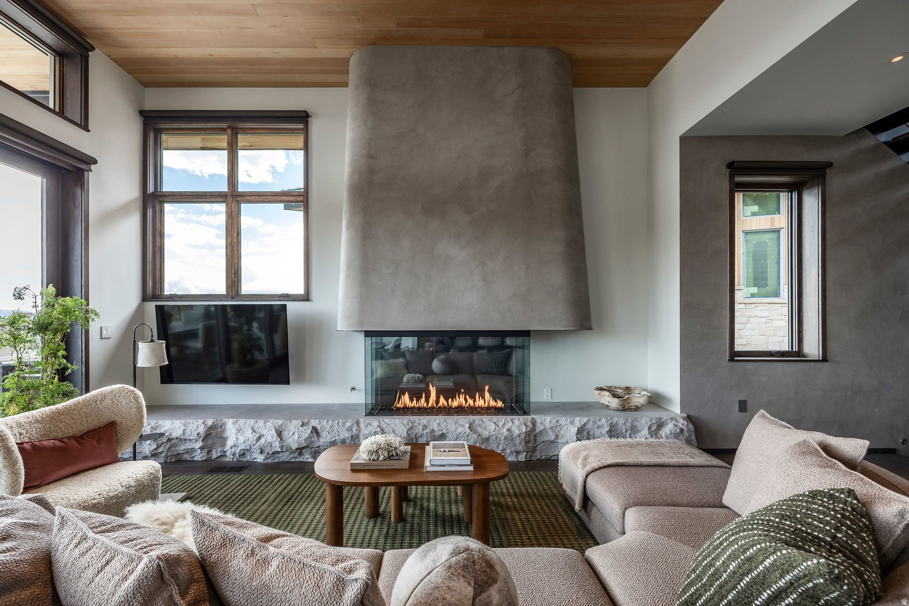 VELVAERE - Residential