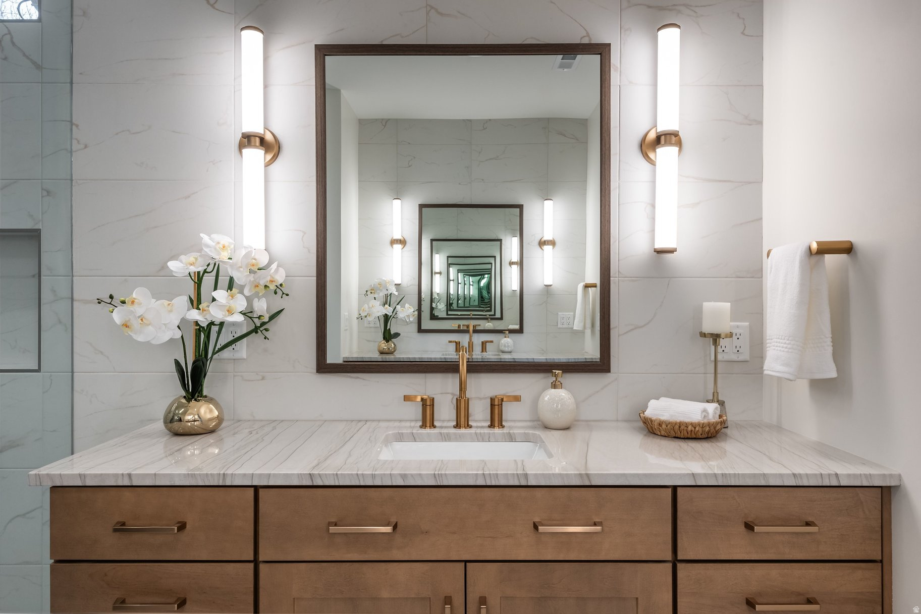 HOLLADAY PARK LANE - Residential