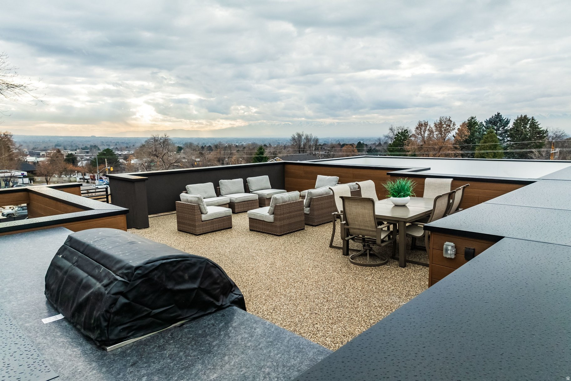 HOLLADAY PARK LANE - Residential