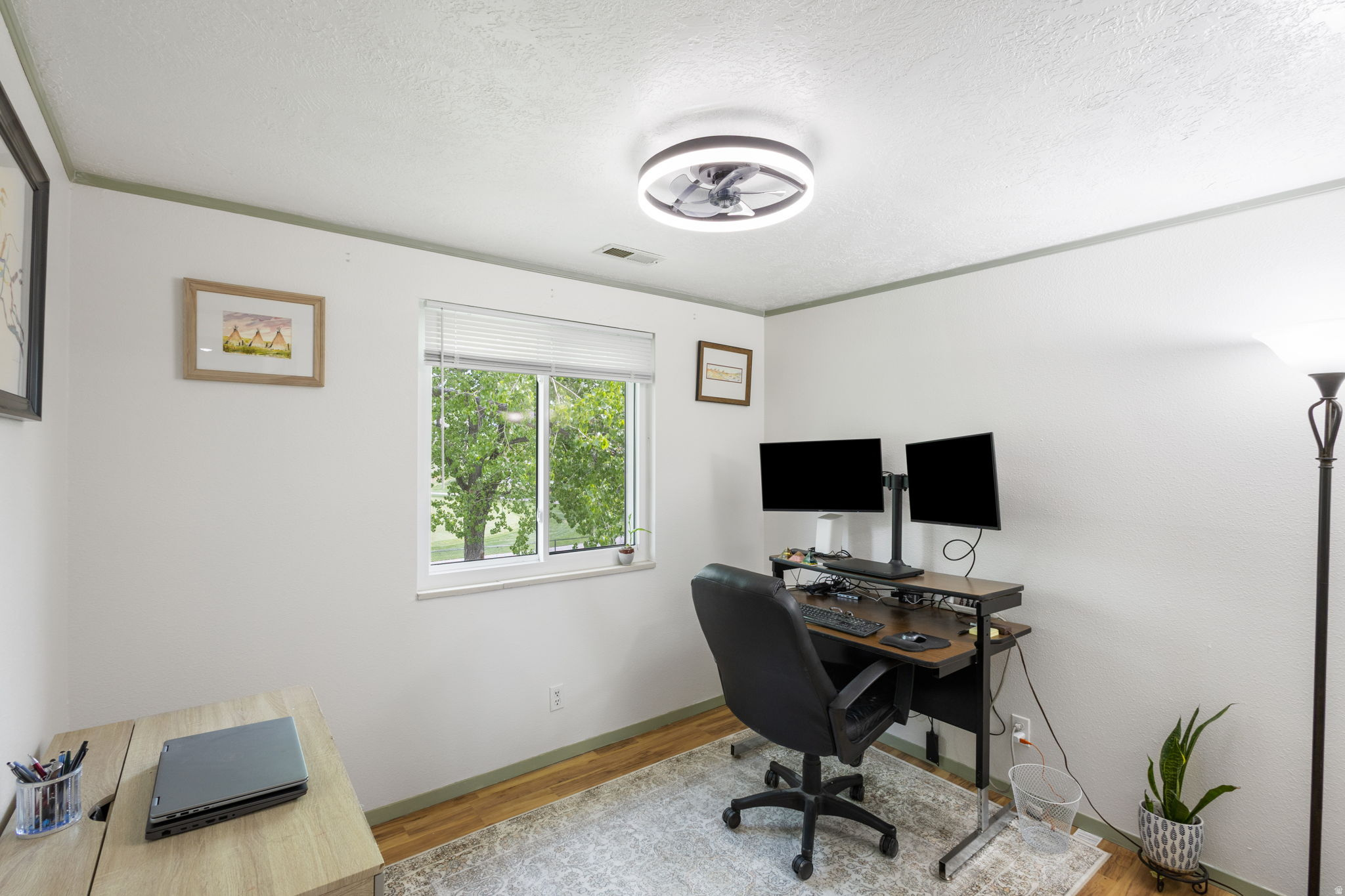 BARRINGTON PARK - Residential