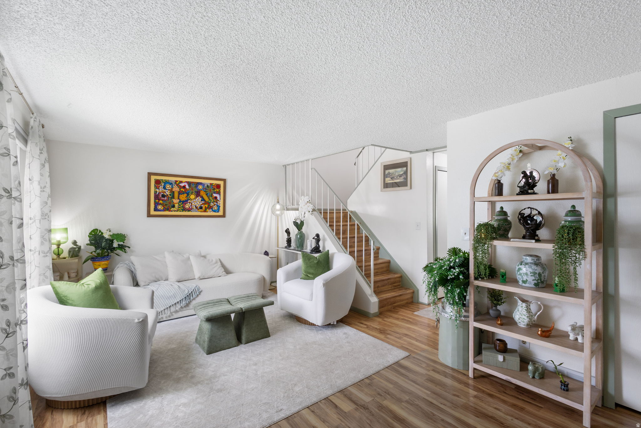 BARRINGTON PARK - Residential