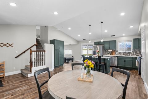 Tiny photo for 1431 W 650 S, Orem, UT 84058 (MLS # 2143120)