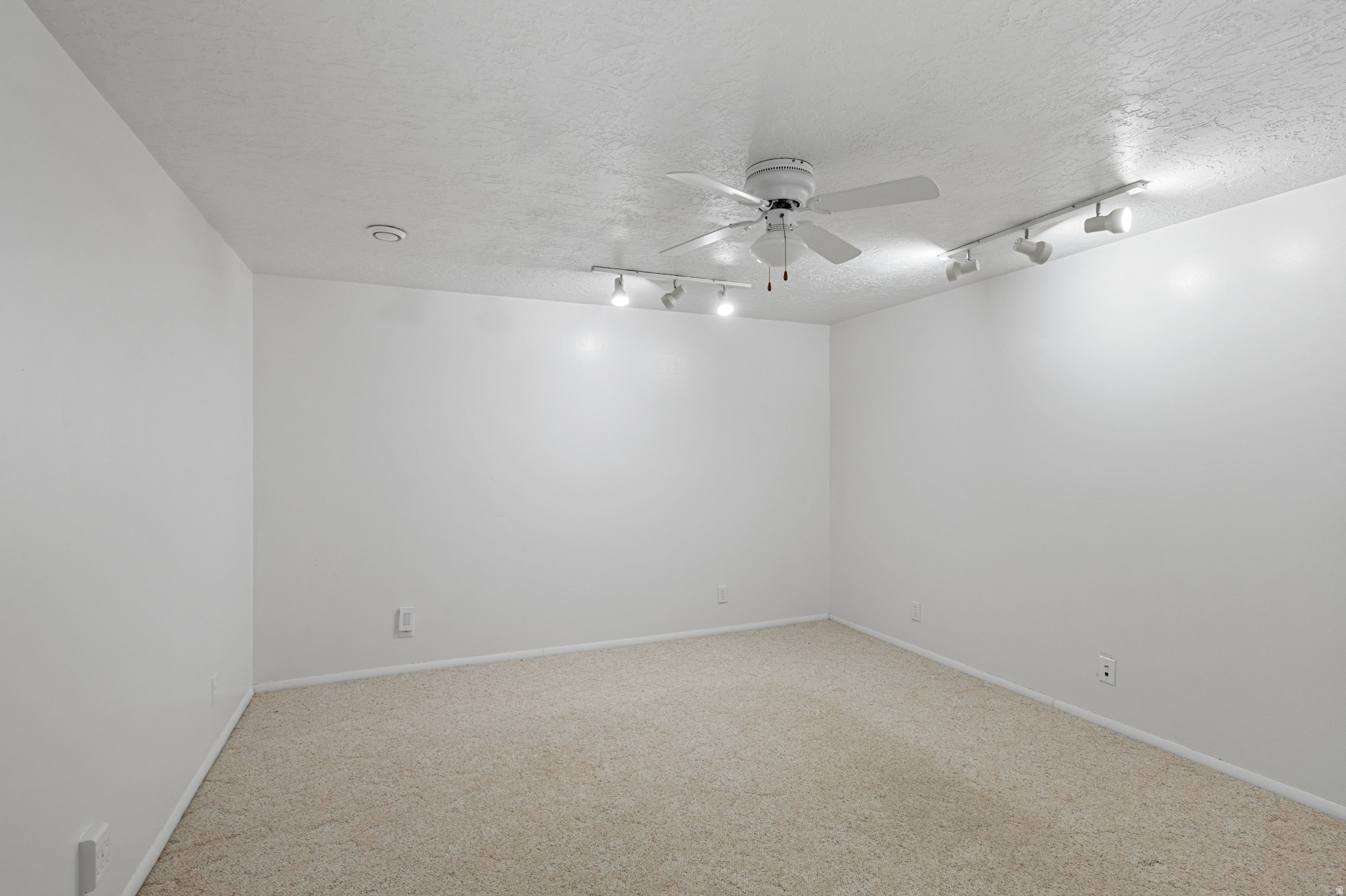 CENTENNIAL VILLAGE - Residential