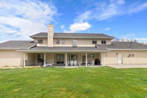 Tiny photo for 106 E 300 S, Manti, UT 84642 (MLS # 2158783)