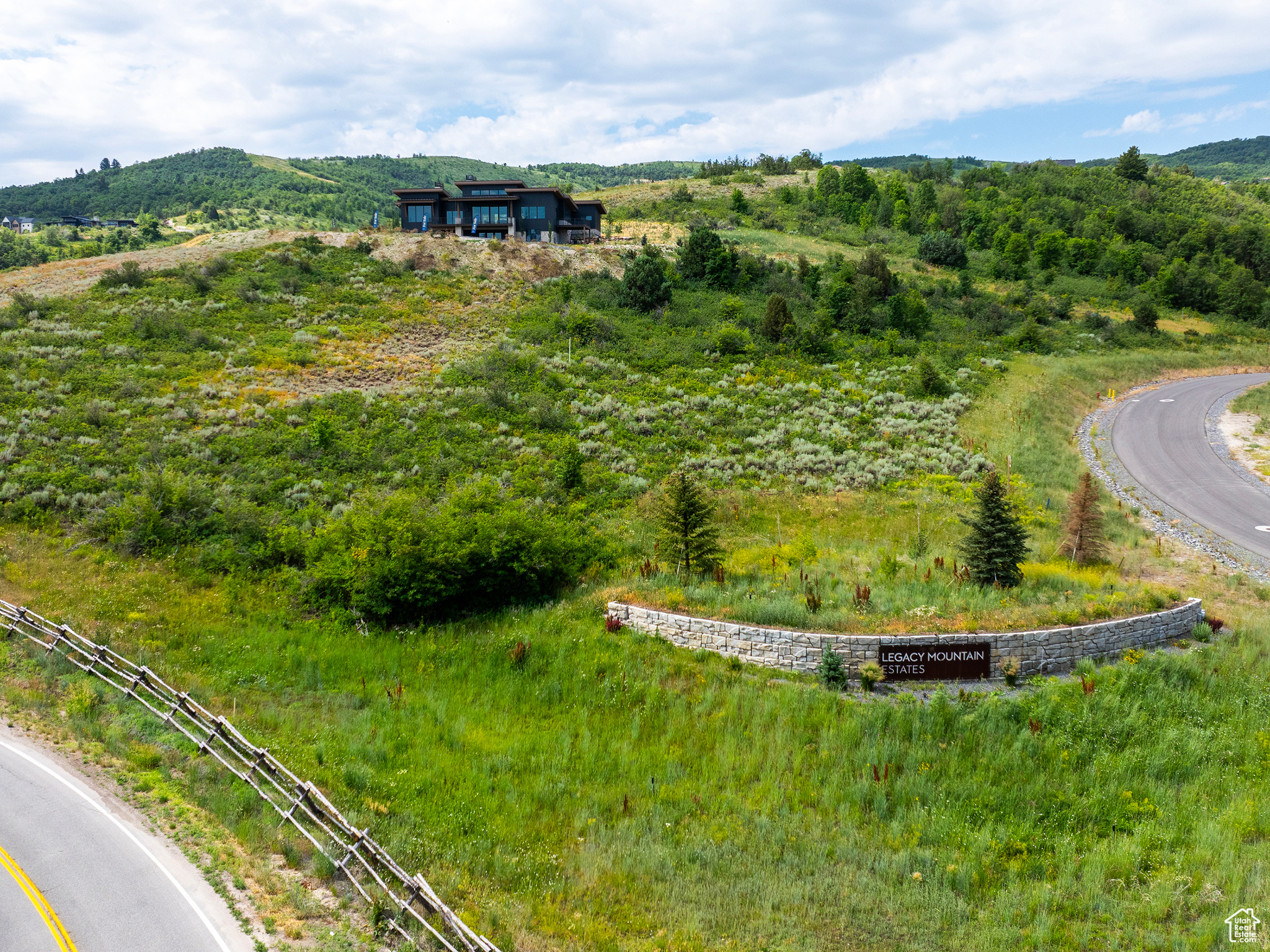 LEGACY MOUNTAIN - Land