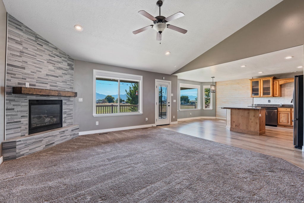 Photo of 1555 N 4325 W, Plain City, UT 84404 (MLS # 2184696)