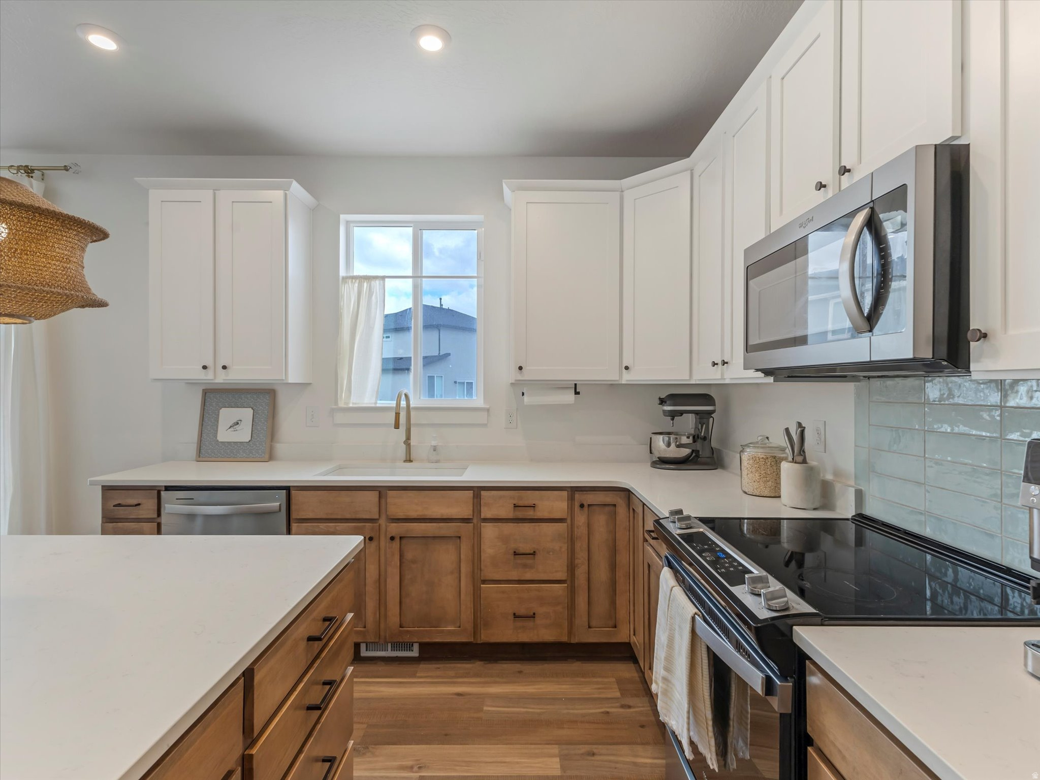 SUNRISE RANCH - Residential