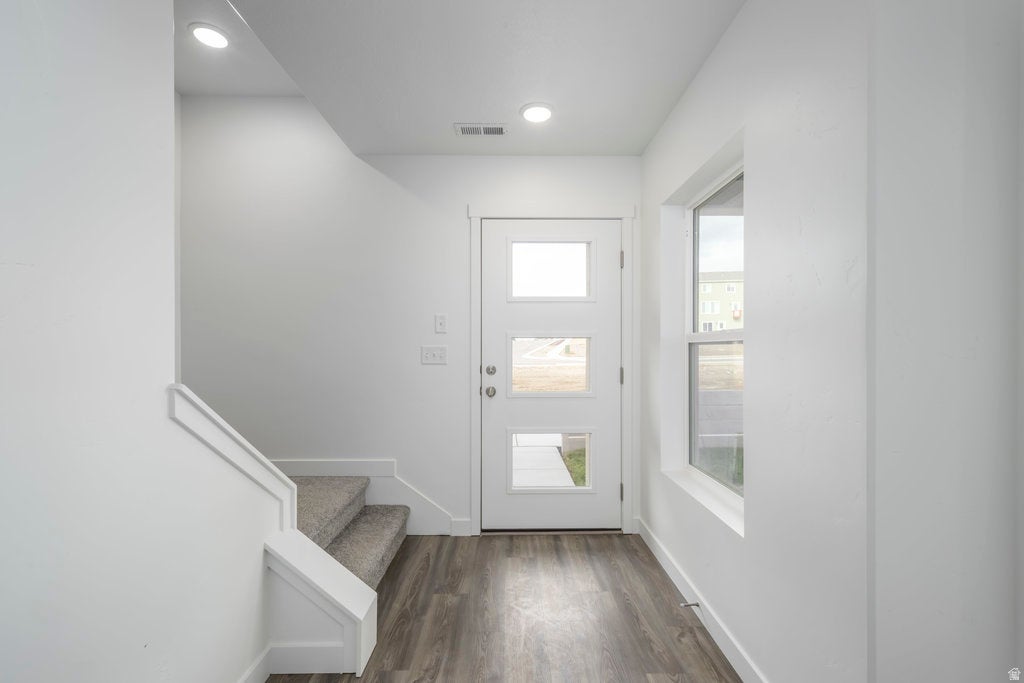 Photo of 912 W COALBURN WAY, Murray, UT 84123 (MLS # 2183635)