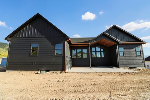 Tiny photo for 1087 E 160 N, Hyde Park, UT 84318 (MLS # 2135221)