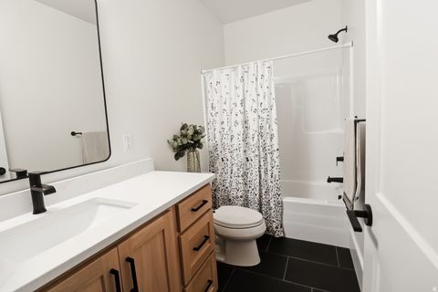 Tiny photo for 1087 E 160 N, Hyde Park, UT 84318 (MLS # 2135221)