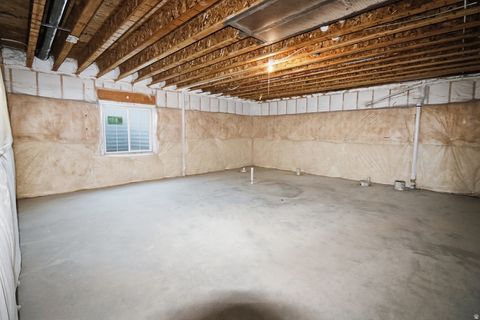 Tiny photo for 1087 E 160 N, Hyde Park, UT 84318 (MLS # 2135221)