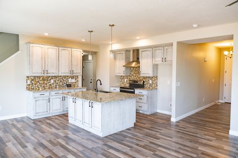 Tiny photo for 1272 E 1470 N, Payson, UT 84651 (MLS # 2120668)