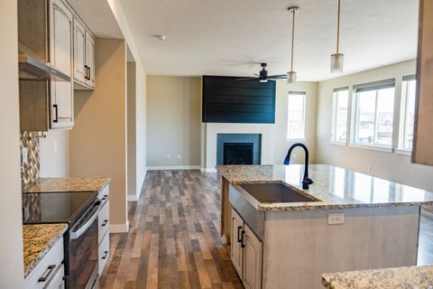 Tiny photo for 1272 E 1470 N, Payson, UT 84651 (MLS # 2120668)