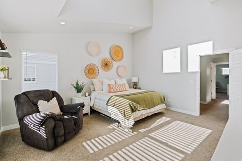 Tiny photo for 2485 W WYSTERIA DR, Mapleton, UT 84664 (MLS # 2128521)