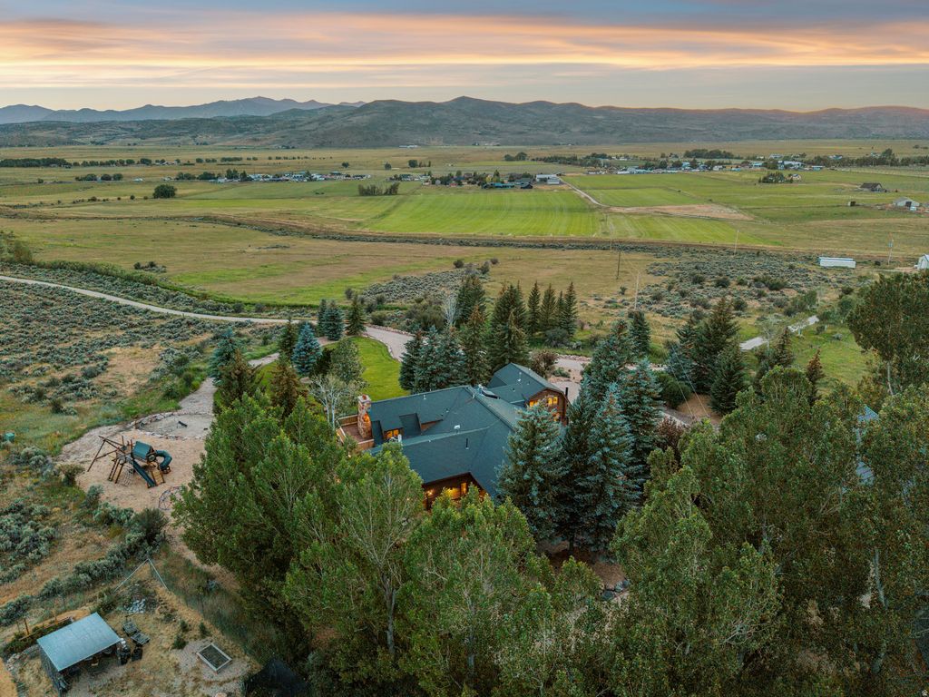 Photo of 2016 N STATE ROAD 32, Kamas, UT 84036 (MLS # 2170289)