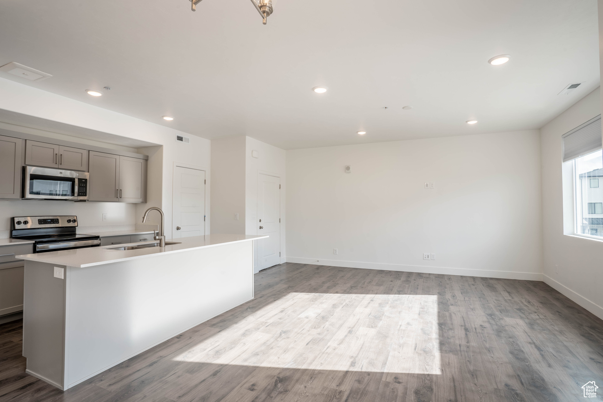 ROCKWELL RANCH - Residential