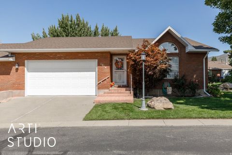 Tiny photo for 1014 E 5750 S, South Ogden, UT 84405 (MLS # 2149596)