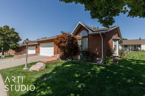 Photo of 1014 E 5750 S, South Ogden, UT 84405 (MLS # 2149596)
