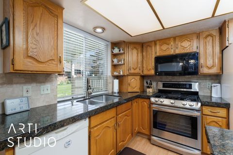 Tiny photo for 1014 E 5750 S, South Ogden, UT 84405 (MLS # 2149596)