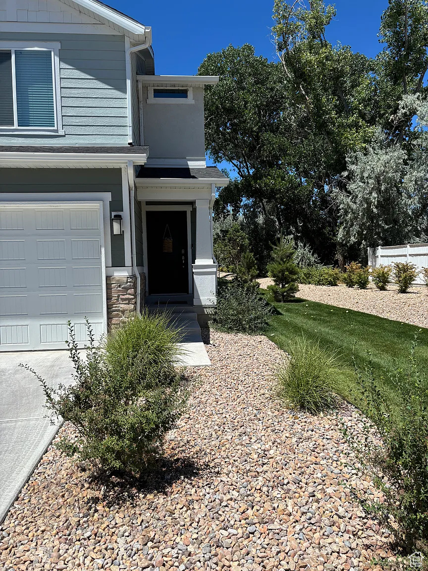 OSPREY TOWNHOMES - Residential