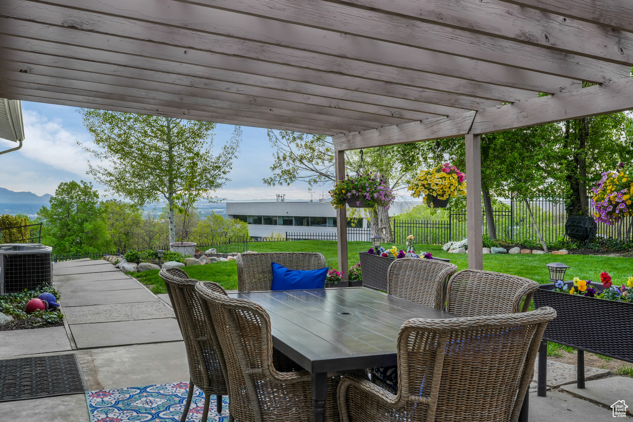 3273 E Bernada Dr, Salt Lake City, Utah image 23