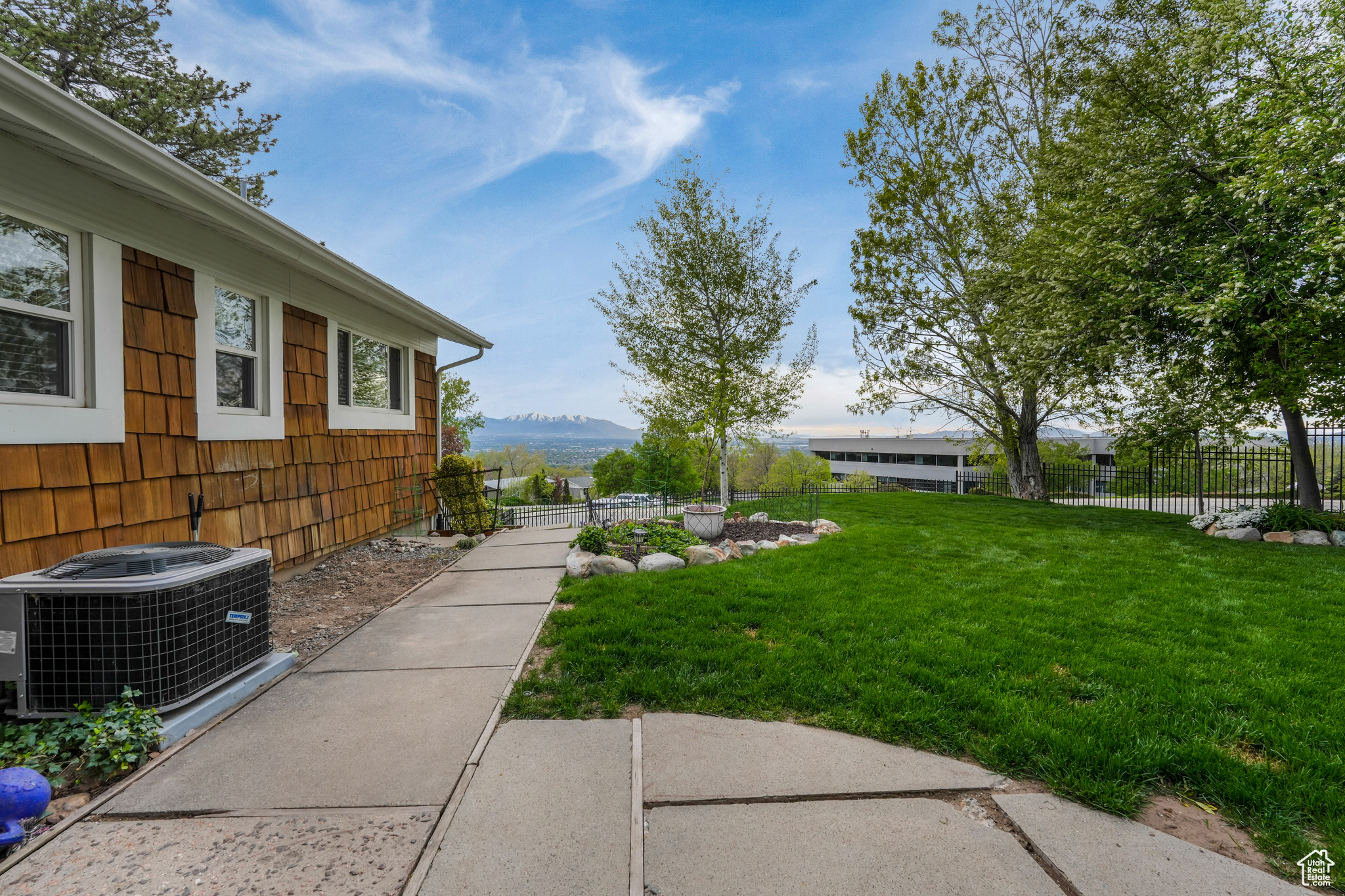 3273 E Bernada Dr, Salt Lake City, Utah image 21