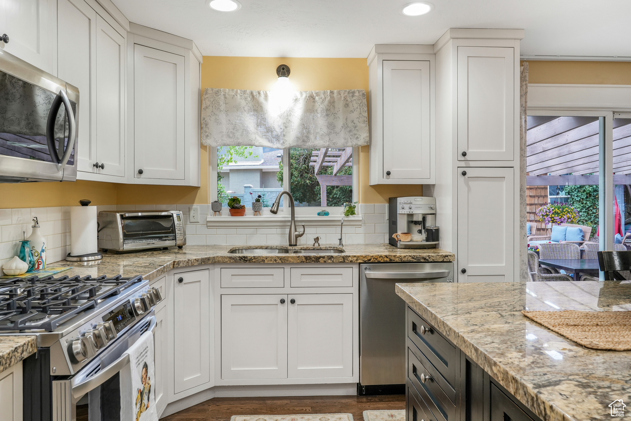3273 E Bernada Dr, Salt Lake City, Utah image 16
