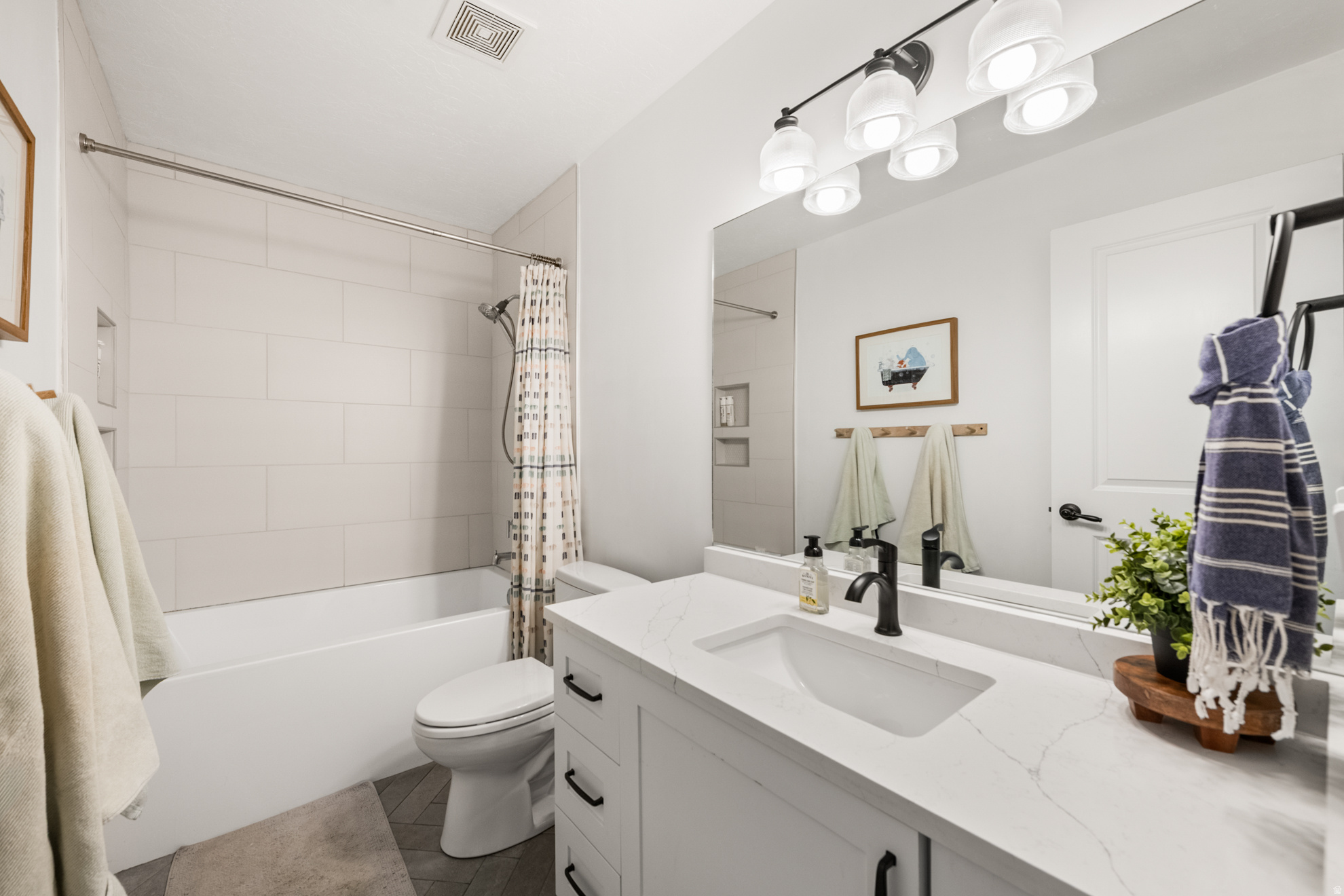 QUAIL RIDGE - Residential