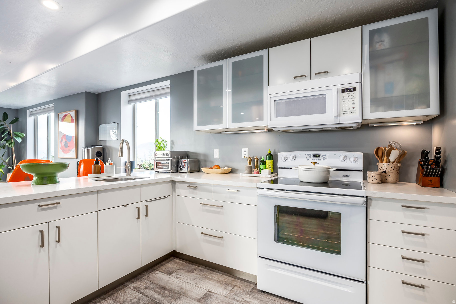 RIDGEWOOD - Residential