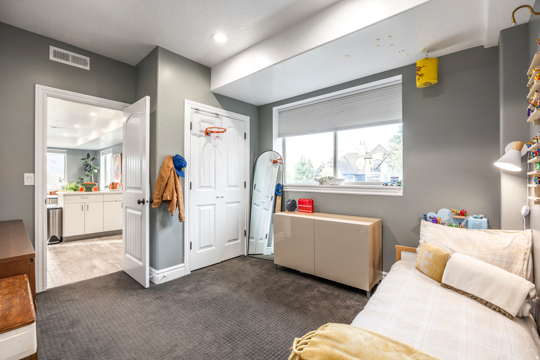 RIDGEWOOD - Residential