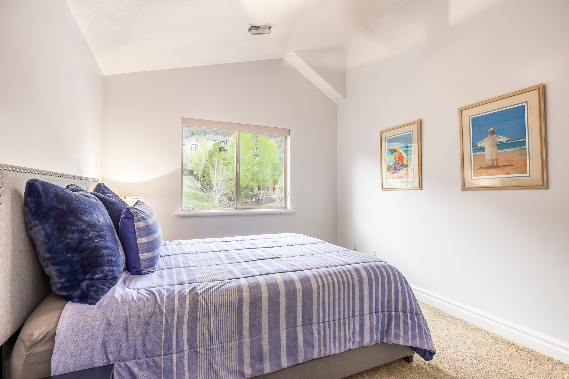 RIDGEWOOD - Residential