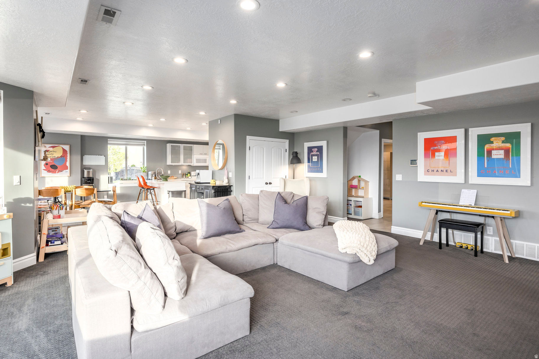 RIDGEWOOD - Residential