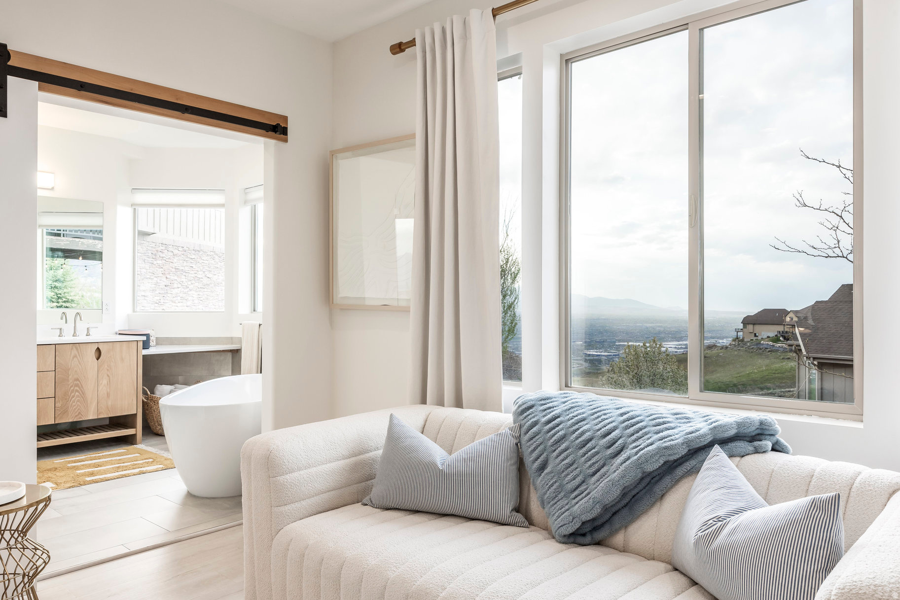 RIDGEWOOD - Residential