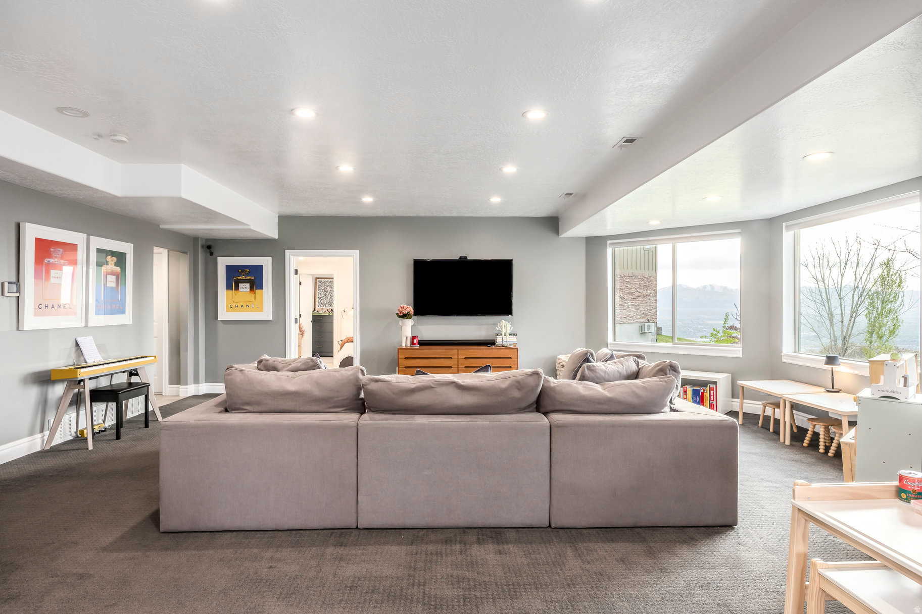 RIDGEWOOD - Residential