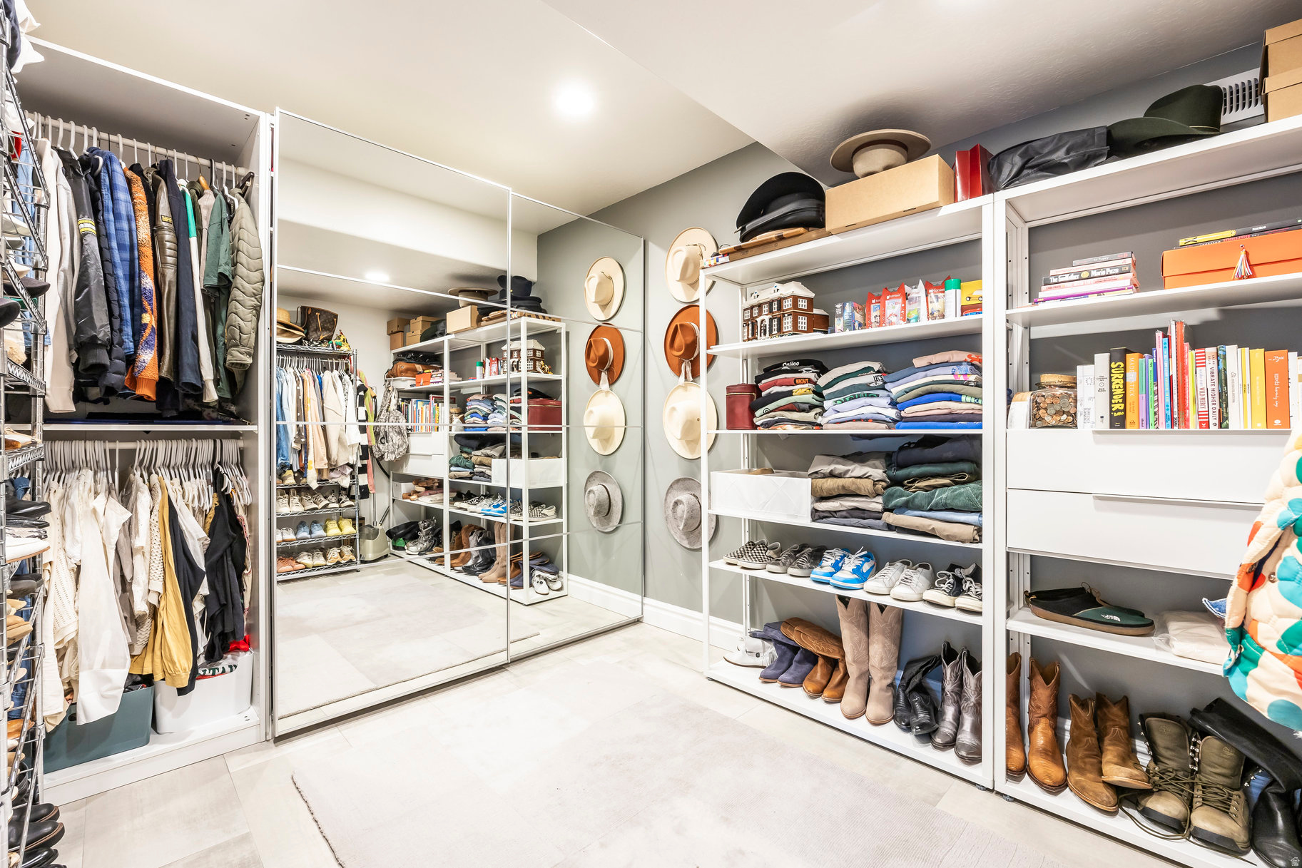 RIDGEWOOD - Residential