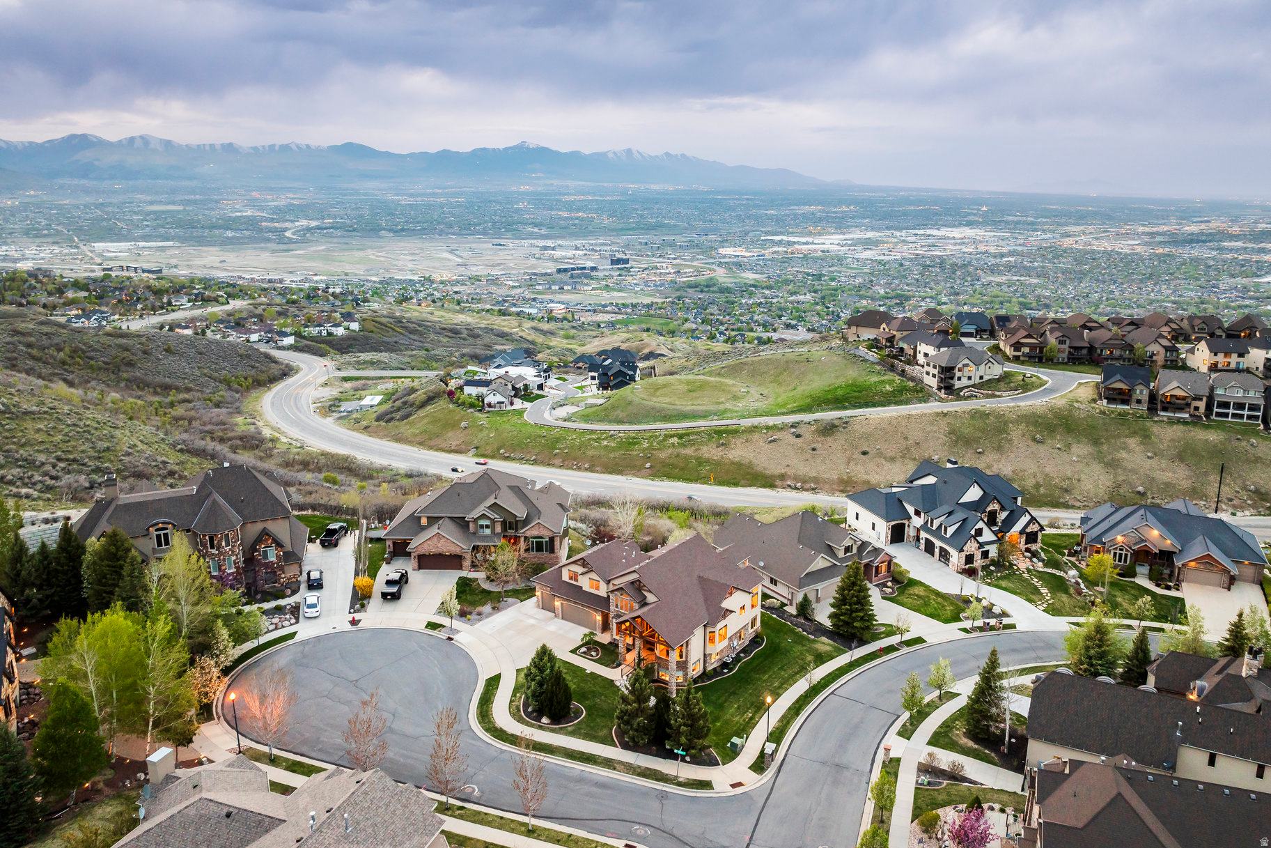 RIDGEWOOD - Residential