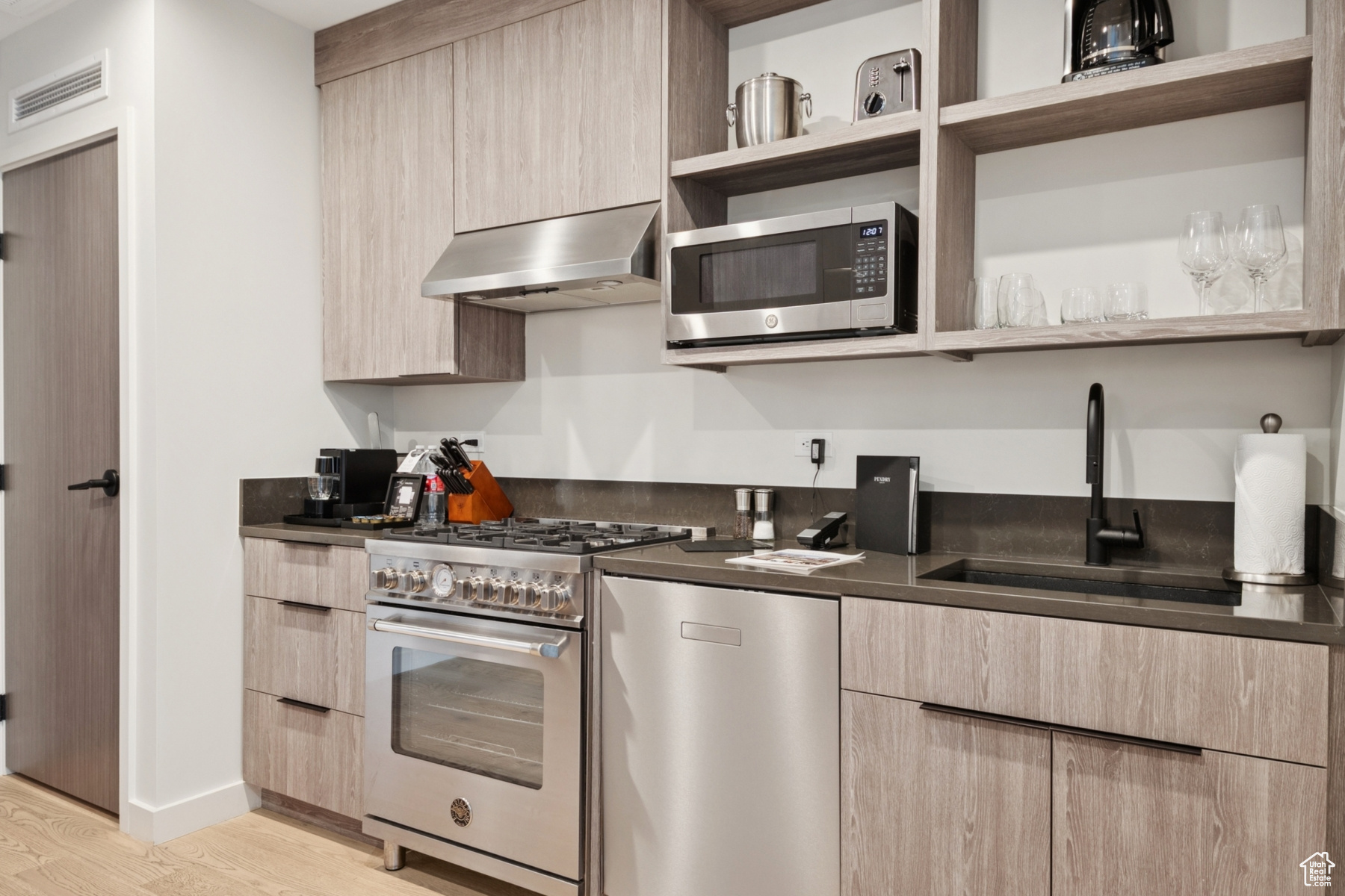 Park City, Utah 84098, United States, 1 Bedroom Bedrooms, ,1 BathroomBathrooms,Residential,Active,187724