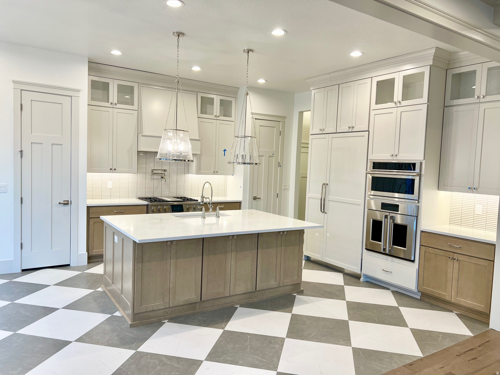 DAYBREAK - Residential